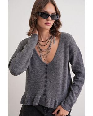 MixRay Lightweight V-Neck Knit Top With Button Detail - Grey