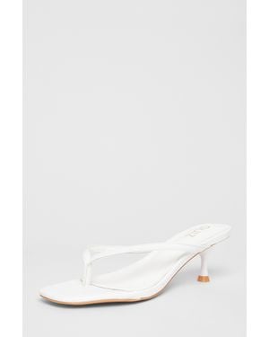 Quiz Toe Post Heels - White