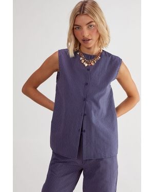 Nasty Gal Stripe Sleeveless Vest - Blue