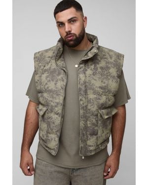 BoohooMAN Plus Washed Cord Oversized Funnel Neck Gilet - Green