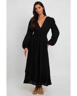 Urban Bliss Sleeved Elasticated Waist Maxi Dress - Black