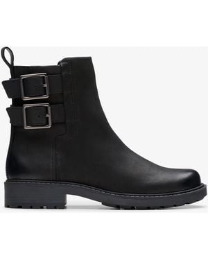 Clarks Orinoco2 Bay Ankle Boots - Black