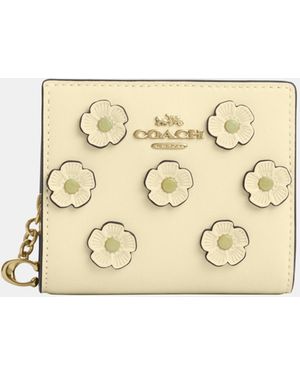 COACH Snap Wallet With Floral Applique - Natural