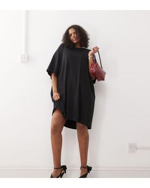Noisy May Curve Boxy T-Shirt Dress - Black