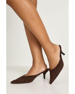 Boohoo Faux Suede Ruched Detail Mid Hight Closed Front Mules - Natural