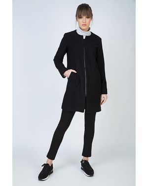 Conquista Winter Coat - Black
