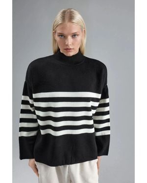 My Fashion Oversized Striped Turtleneck Jumper - Grey