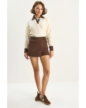 Bianco Lucci High Waist Fitted Mini Shorts With Pocket - Natural