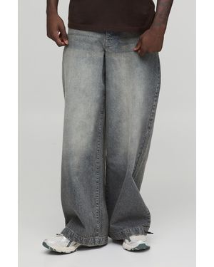 BoohooMAN Basic Parachute Fit Jeans - Grey