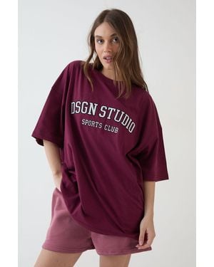 DSGN Studio Applique Oversized T-Shirt - Red