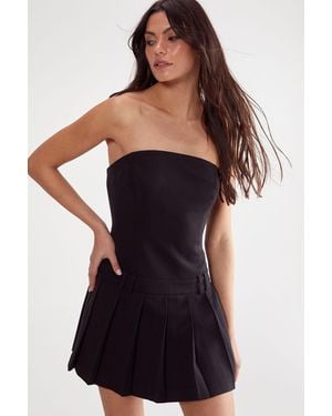Nasty Gal (N) Essentials Pleated Hem Tailored Dress - Black