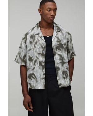 BoohooMAN Oversized Boxy Trippy Print Shirt - Grey