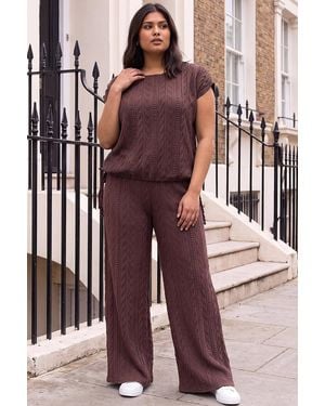 Roman Curve Jacquard Trouser - Red