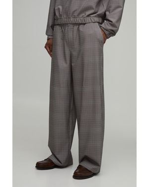 BoohooMAN Baggy Fit Check Technical Stretch Trousers - Grey