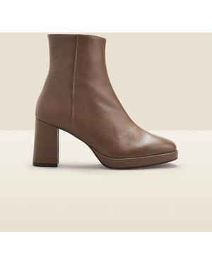 Sosandar Naomi Taupe Leather Block Heel Platform Ankle Boot - Natural