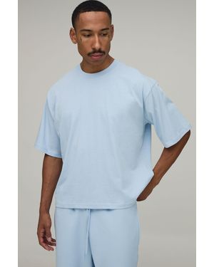 BoohooMAN Essential Oversized Boxy Fit T- Shirt - Blue