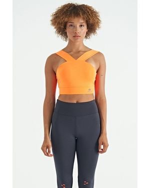 TOMMY LIFE Cropped Sleeveless V-Neck Sports Top - Blue