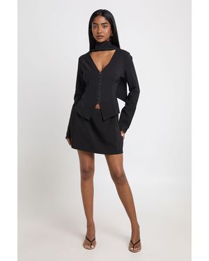 Boohoo Fitted Hook And Eye Blazer And Mini Skirt Co-Ord - Black