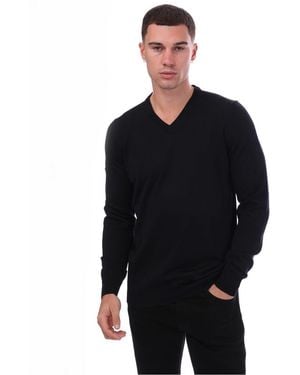 Lyle & Scott And V-Neck Tonal Eagle Long Sleeve Jumper - Black