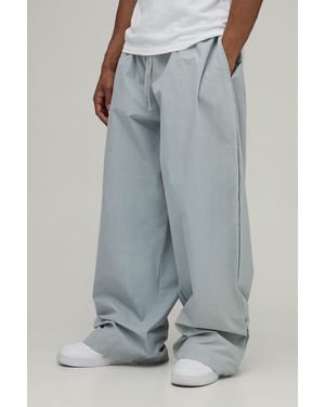 BoohooMAN Extreme Parachute Fit Certified Embroidered Trousers - Blue