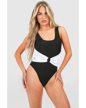 Boohoo Colour Block O-Ring Scoop Swimsuit - Blue