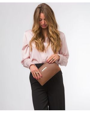 Pure Luxuries 'Arlesey' Leather Clutch Bag - Brown
