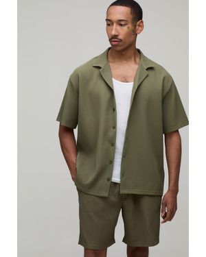BoohooMAN Oversized Revere Pleated Shirt & Short Set - Green