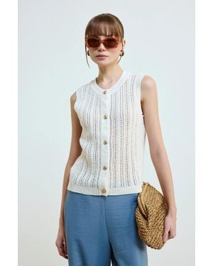GUSTO Sleeveless Knit Top With Buttons - White