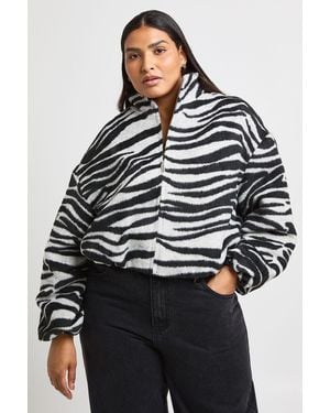 Boohoo Plus Zebra Wool Look Bomber Jacket - Grey