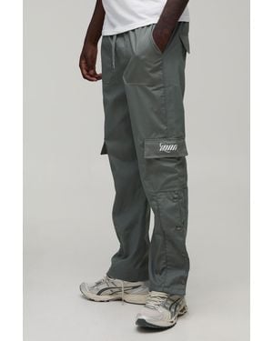 BoohooMAN Straight Leg Cargo Popper Hem Ripstop Branded Trouser - Grey