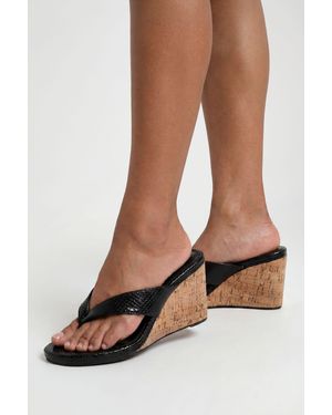 Boohoo Snake Toe Thong Wedges - Black