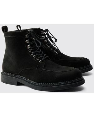 BoohooMAN Faux Suede Chunky Sole Hiking Detail Boots - Black