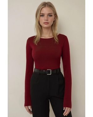 Hiccup Slim Fit Boat Neck Long Sleeve Top - Red