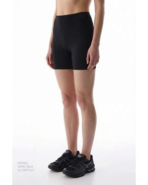 Penti High-Waist Skinny Knit Shorts - Black