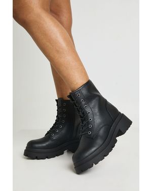 Boohoo Cleated Sole Lace Up Hiker Boots - Black