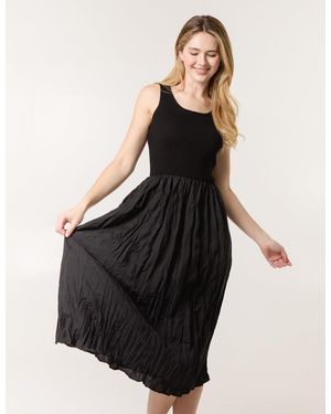 Blue Vanilla Round Neck Crinkled Dress - Black