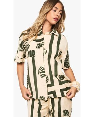 Boohoo Shell Print Linen Resort Shirt - White