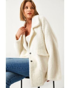Bianco Lucci Oversized Faux Fur Coat - White