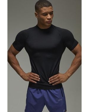 BoohooMAN Active Seamless Mesh Side Panel Muscle Fit T-Shirt - Black