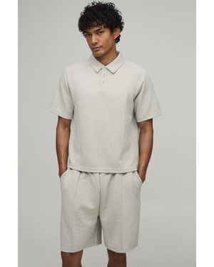 BoohooMAN Boxy Wavy Jacquard Raglan Polo & Pleat Detail Shorts Set - Natural