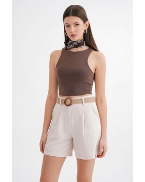 MixRay High-Waisted Shorts With Belt Detail - White