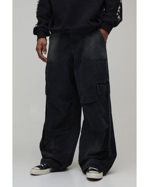BoohooMAN Washed Cargo Baggy Fit Jeans - Black