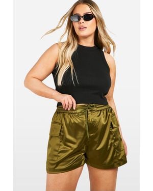 Boohoo Plus Satin Cargo Utility Shorts - Green
