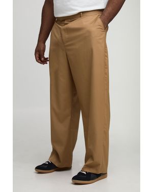 BoohooMAN Plus Relaxed Fit Tailored Trousers - Natural