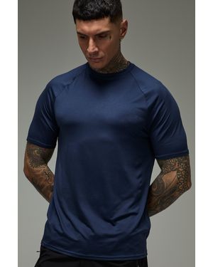 BoohooMAN Tall Active Lightweight Essentials Gym Regular Fit Raglan T-Shirt - Blue