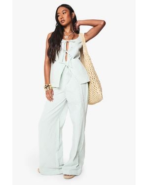 Boohoo Seersucker Stripe Tie Front Sleeveless Top & Trousers Beach Co-Ord - White