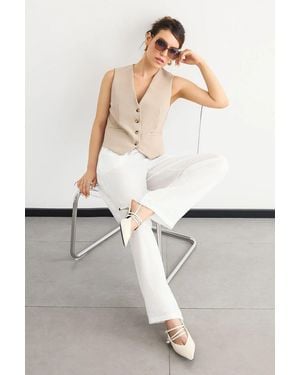 Hiccup Striped V-Neck Sleeveless Waistcoat - White