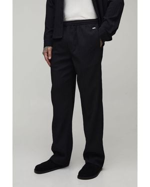 BoohooMAN Tall Relaxed Fit Irregular Pleat Texture Trousers - Black