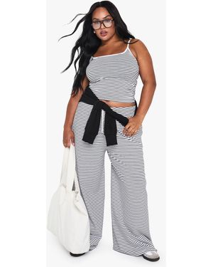 Boohoo Plus Striped Straight Leg Trouser - Black