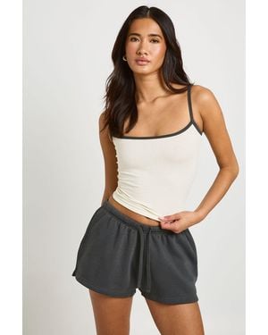 Boohoo Contrast Strappy Cami Vest Top And Sweat Short Set - Black